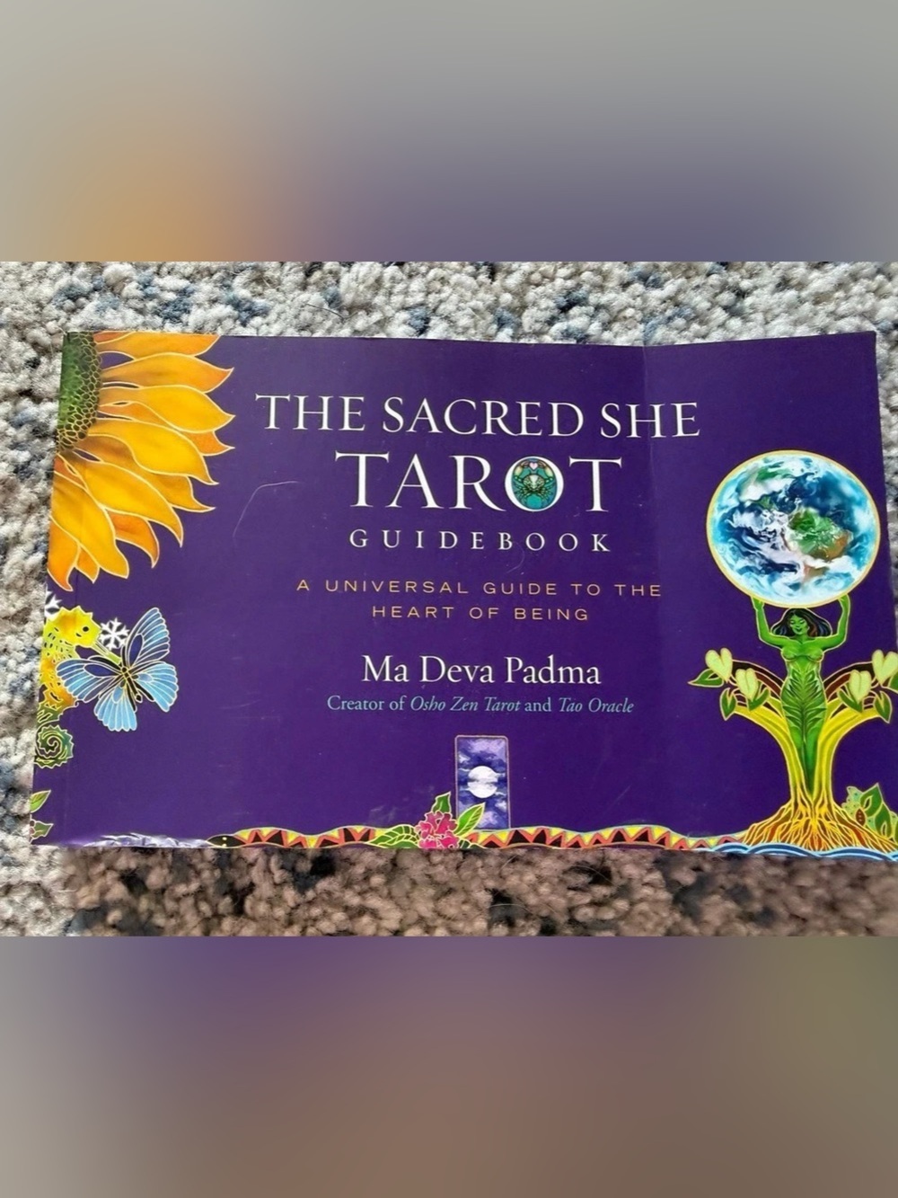The Sacred She Tarot – 78-Card Deck & Guidebook